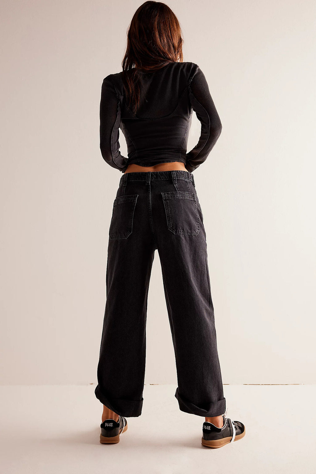 Relaxed Wide Leg Cuffed Hem Jeans - black - 2