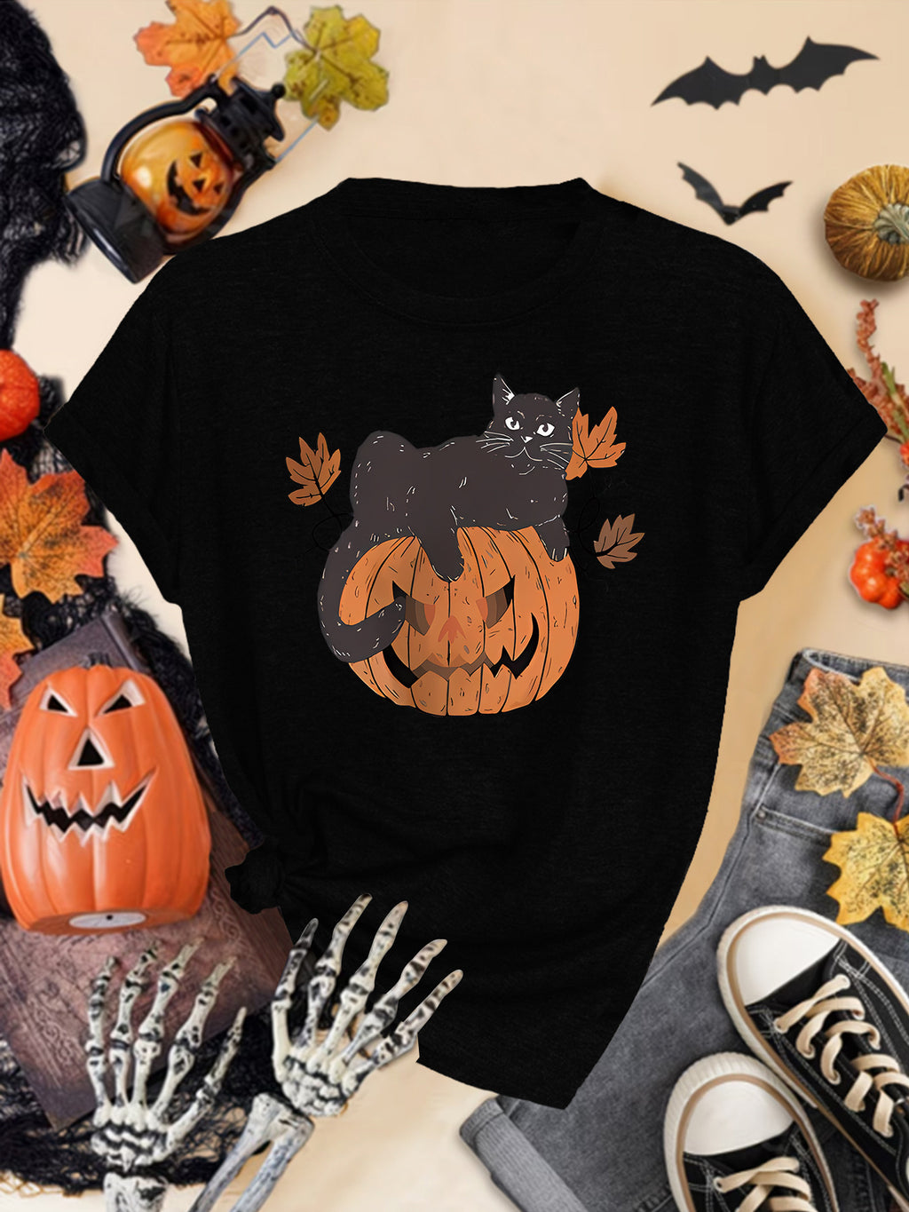 Spooky Cat Pumpkin Graphic Crewneck Tee - Black