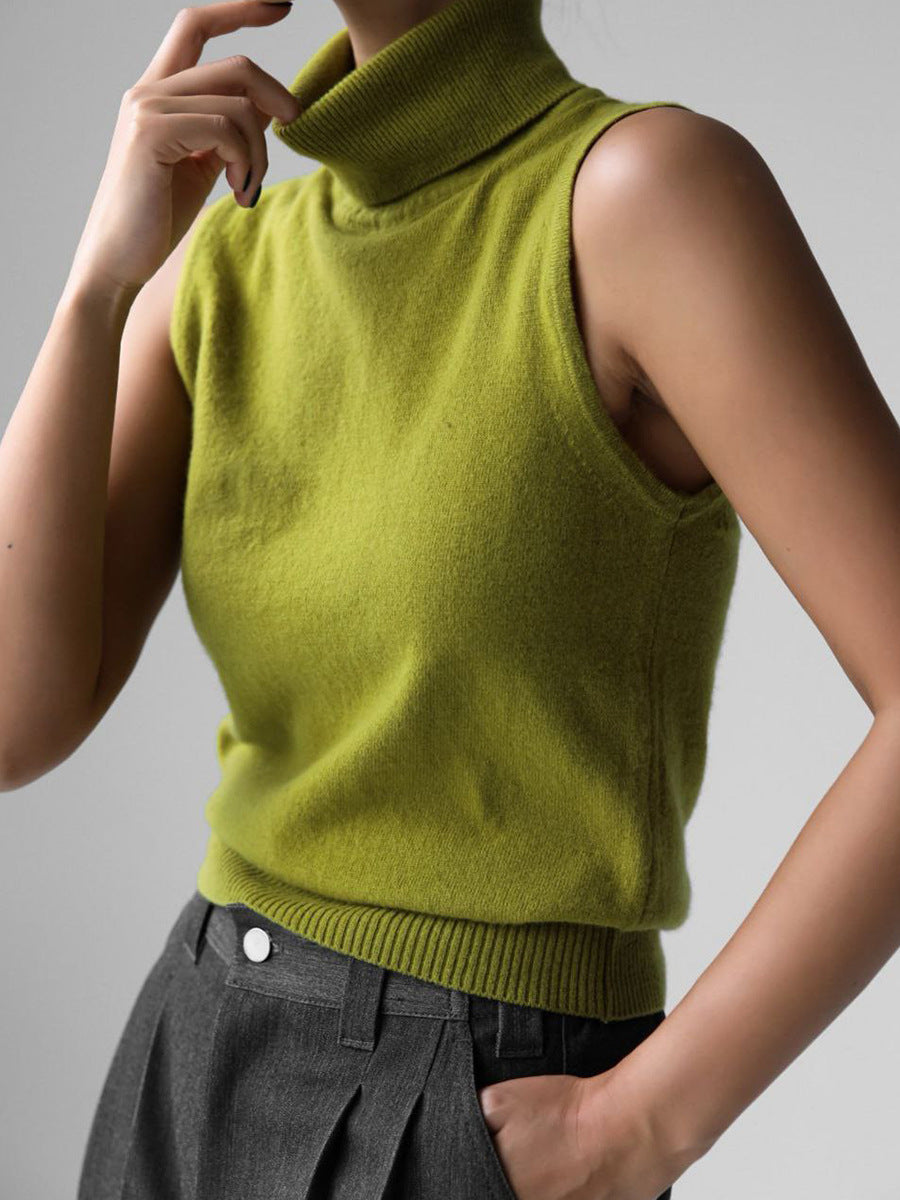 Sleeveless Turtleneck Knit Vest Top - Green