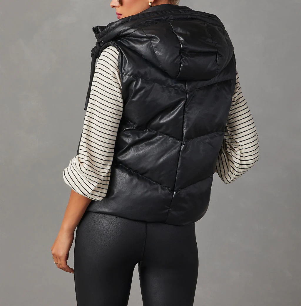 Cropped Hooded Puffer Vest With Pockets - Black - 3
