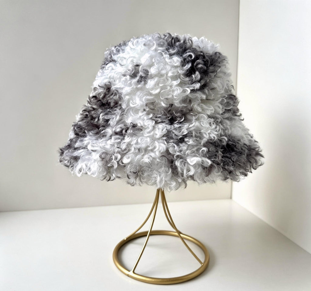Cozy Curly Faux Fur Bucket Hat With Spot Pattern - Grey