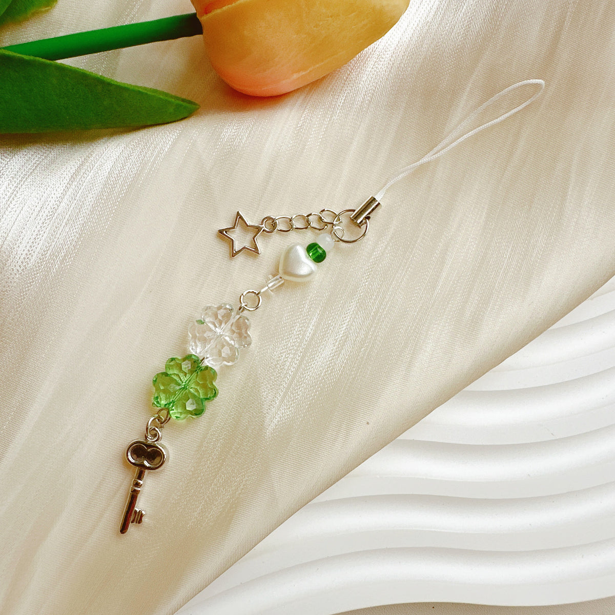 Crystal Bead Lucky Clover Phone Charm - Color_02