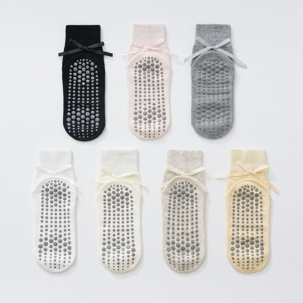 Satin Ribbon Ribbed Crew Grip Socks - White