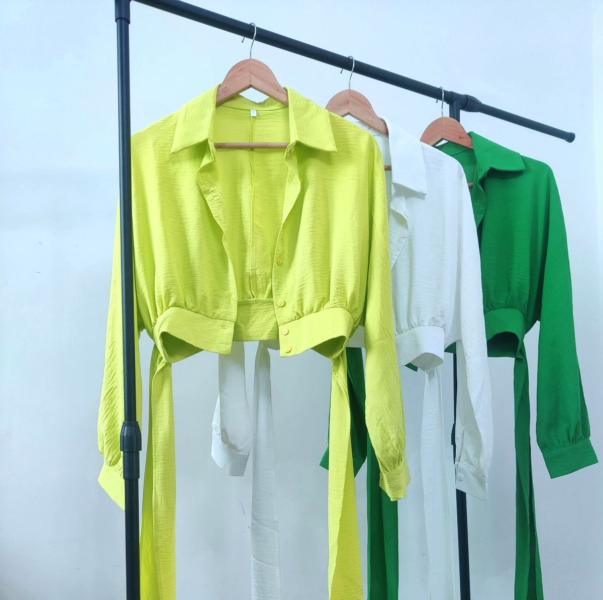 Oversized Tie Front Cropped Shirt - Yellow - 2