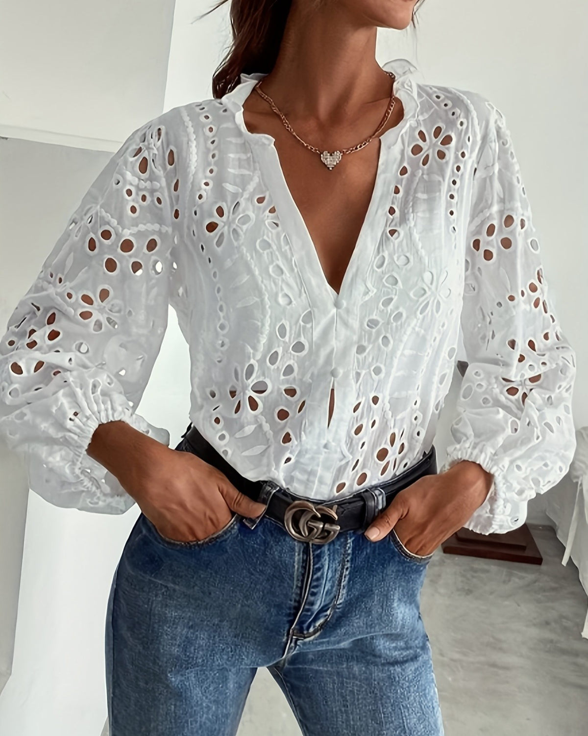 Broderie Floral Balloon Sleeve V Neck Blouse - White - 5