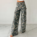 Camo Print Wide Leg Cargo Jeans - ArmyGreen
