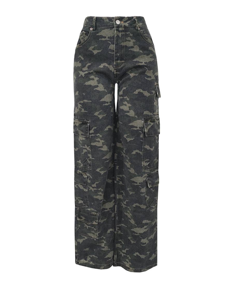 Camo Print Wide Leg Cargo Jeans