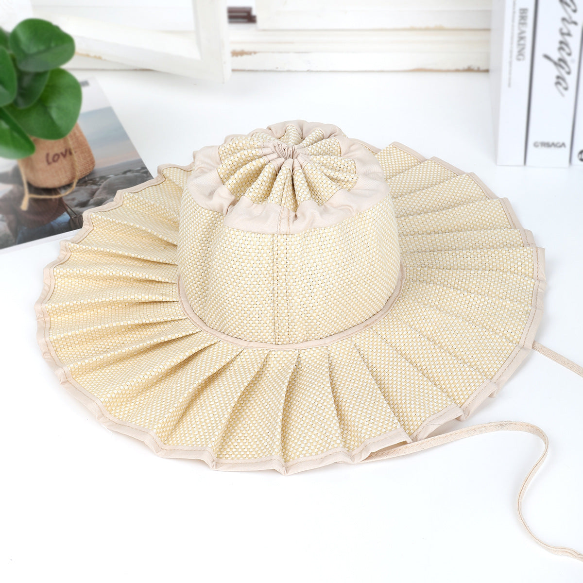 Pleated Wide Brim Straw Bucket Hat - Begie