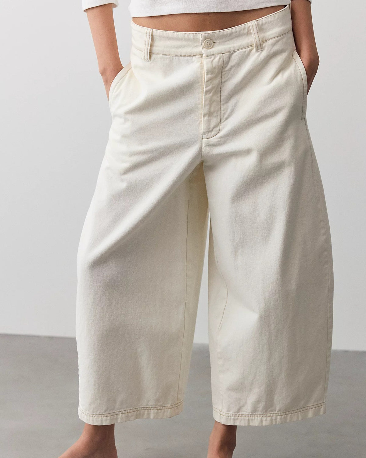 High Waist Barrel Wide Leg Cropped Jeans - White