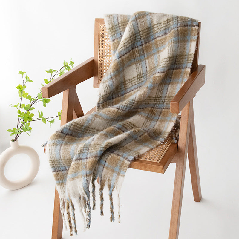 Nubby Weave Tartan Wrap With Fringe - White