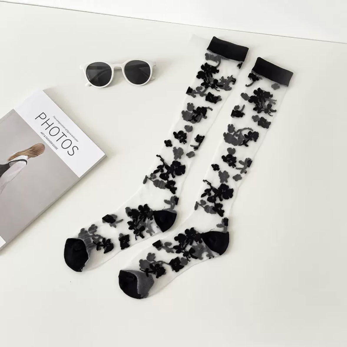 Sheer Floral Lace Knee High Socks - Black_01