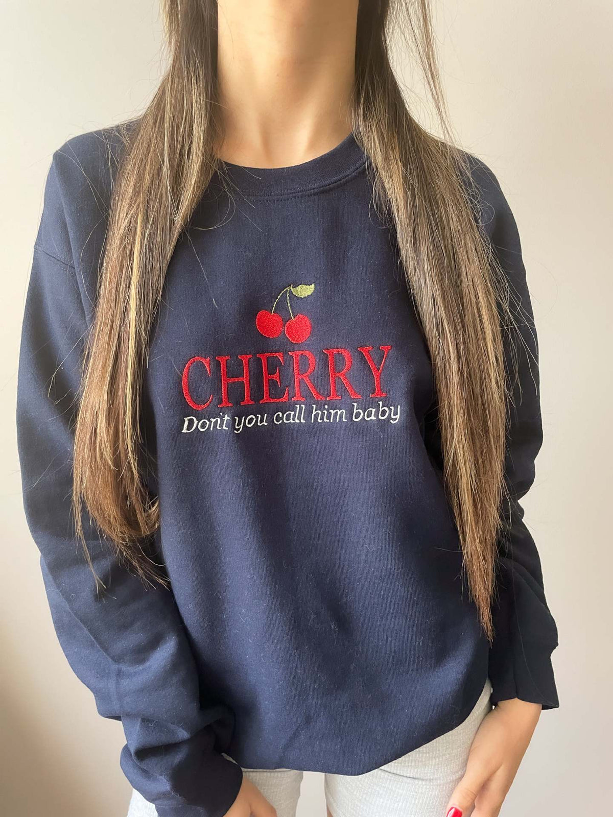 Retro Embroidered Slogan Crewneck Sweatshirt - N_Cherry
