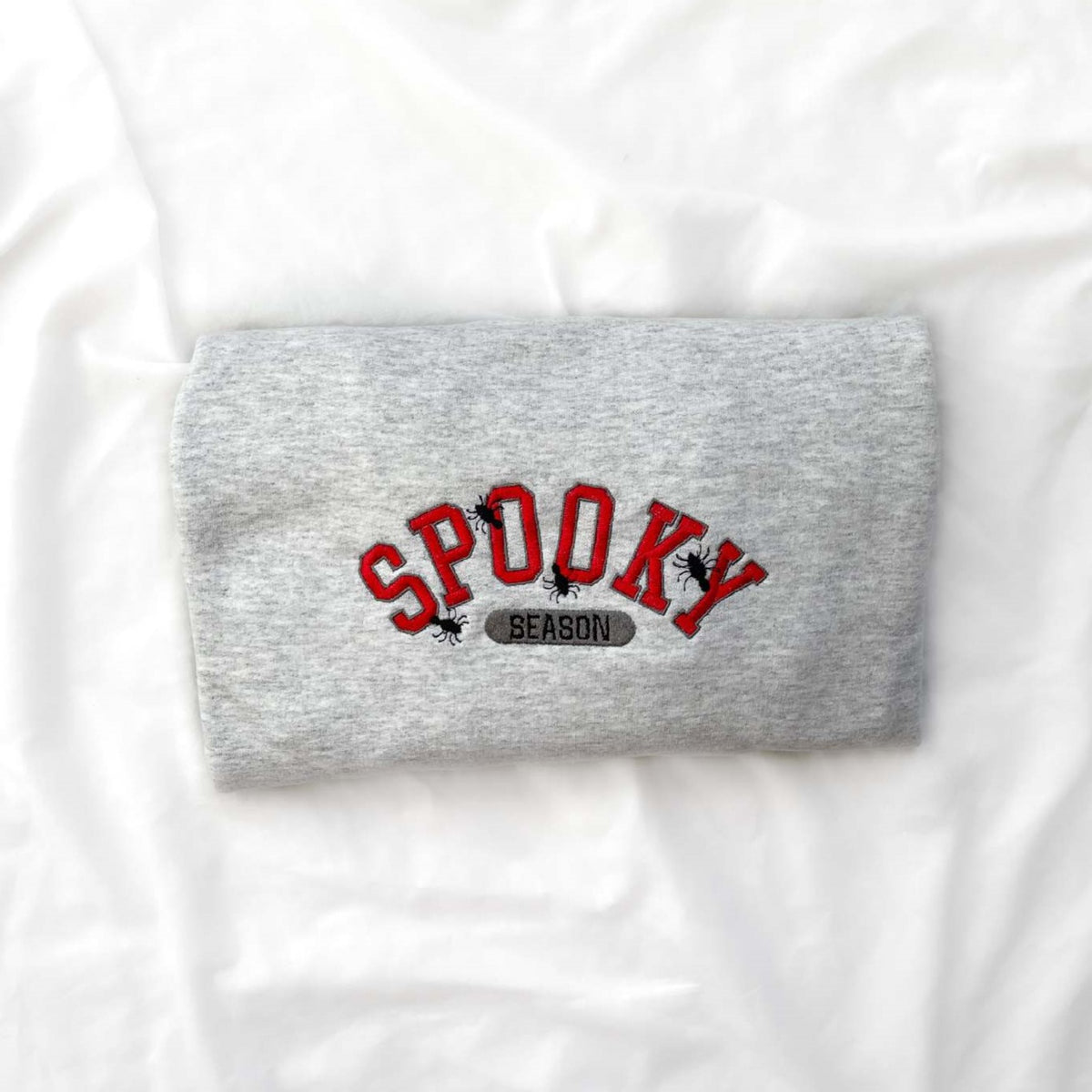 Retro Embroidered Slogan Crewneck Sweatshirt - Spooky