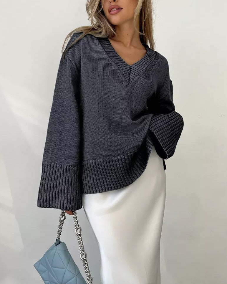 Slouchy V-Neck Drop Shoulder Pullover Sweater - Black