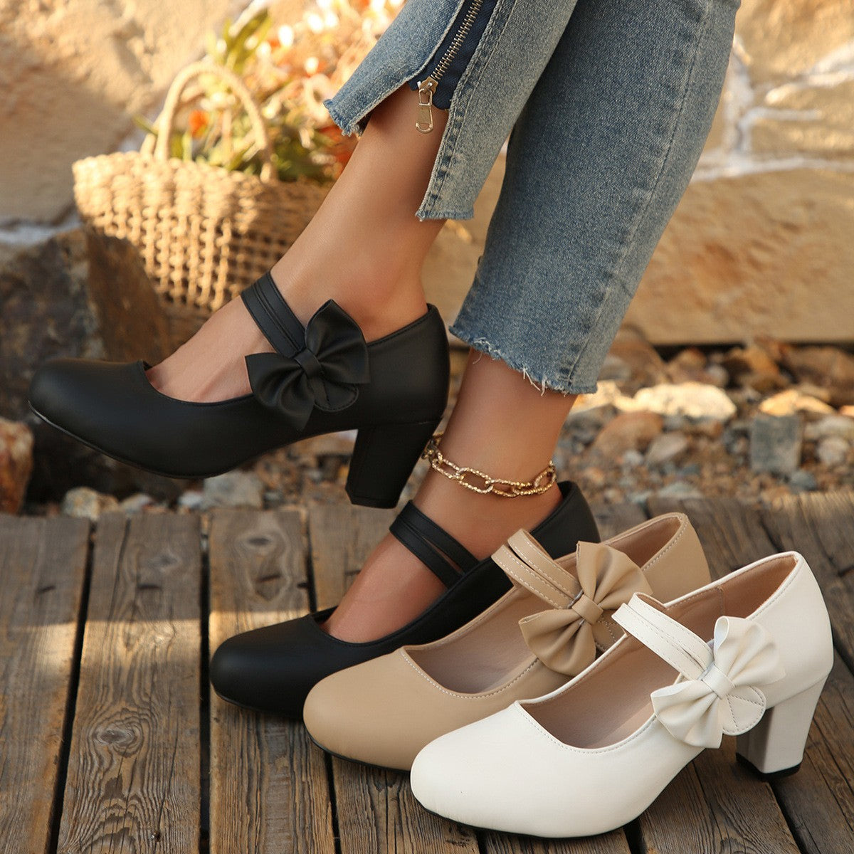 Bow Mary Jane Block Heel Pumps