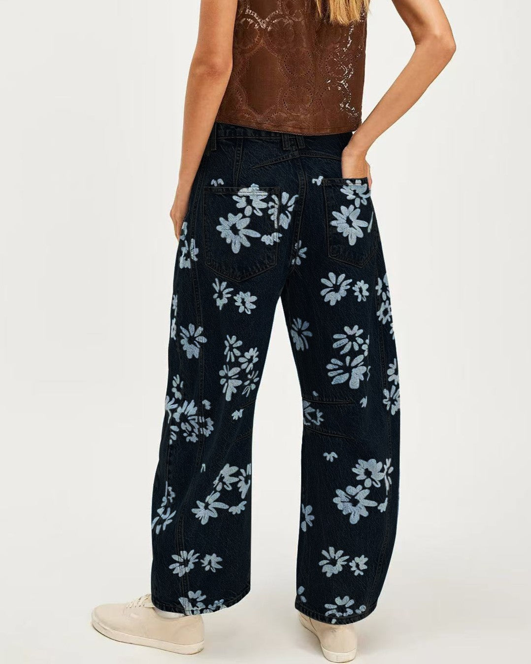 Printed Barrel Leg Mid Rise Denim Jeans - Black - 2