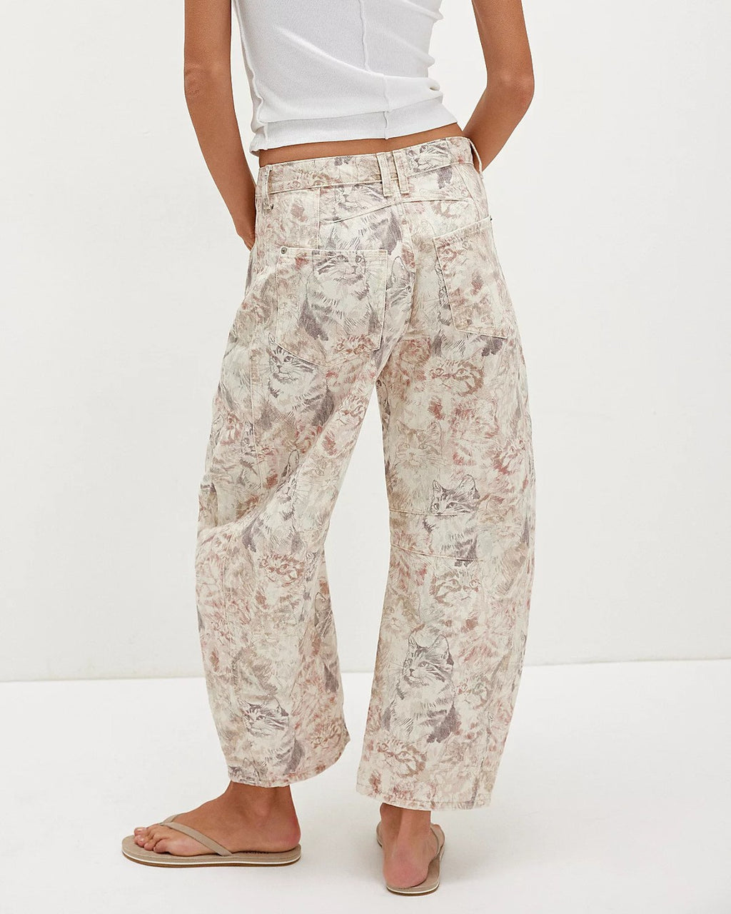Printed Barrel Leg Mid Rise Denim Jeans - Flower - 2