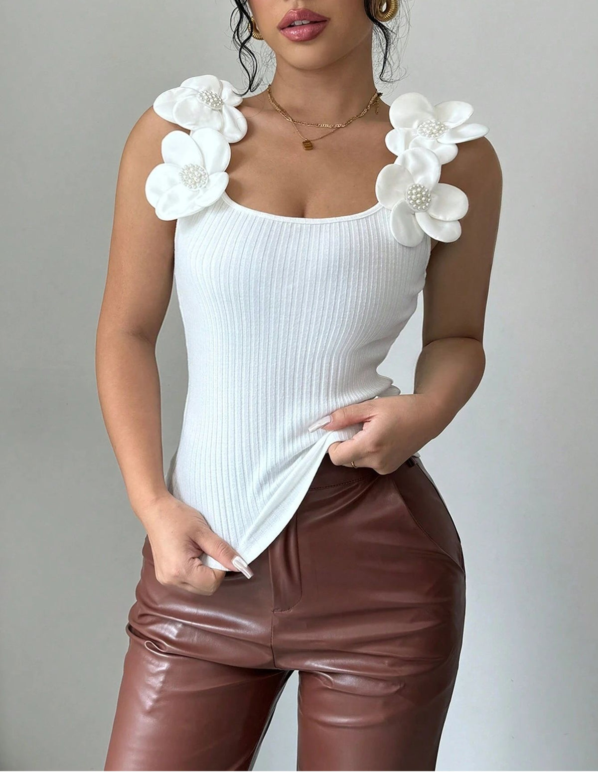 Rosette Trim Ribbed Knit Sleeveless Vest - White