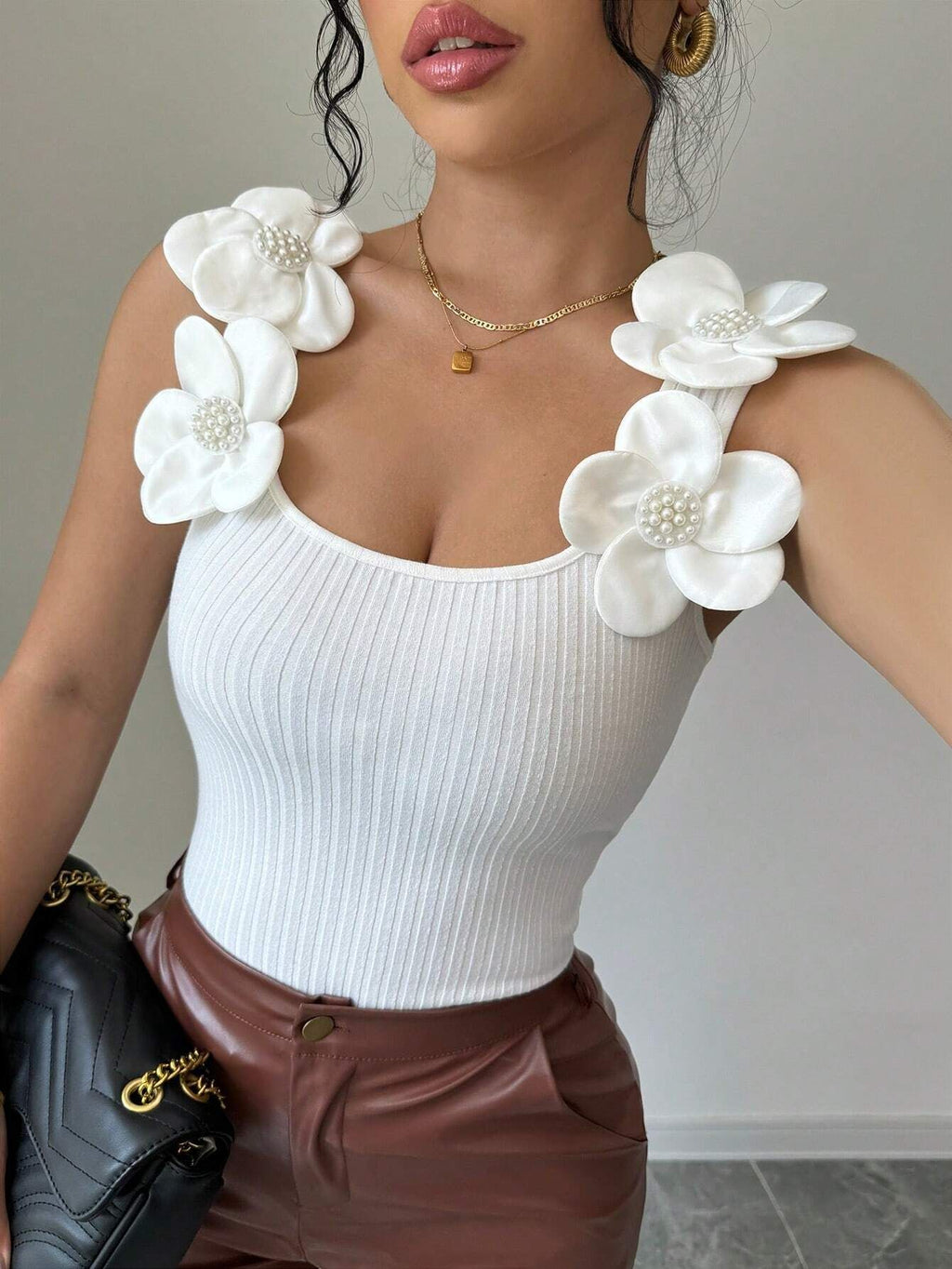 Rosette Trim Ribbed Knit Sleeveless Vest - view 1