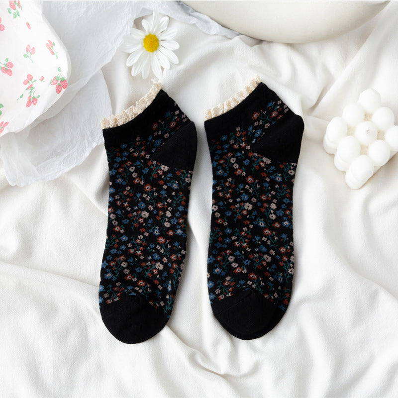 Lace Trim Ditsy Floral Ankle Socks - Black