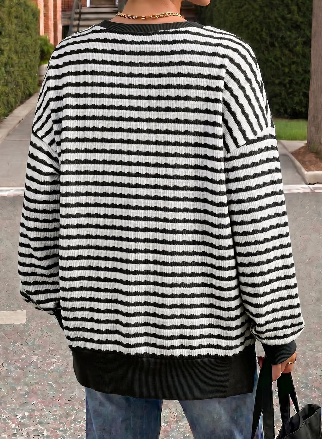 Textured Stripe Sweatshirt With Ribbed Contrast Trim - Black - 2