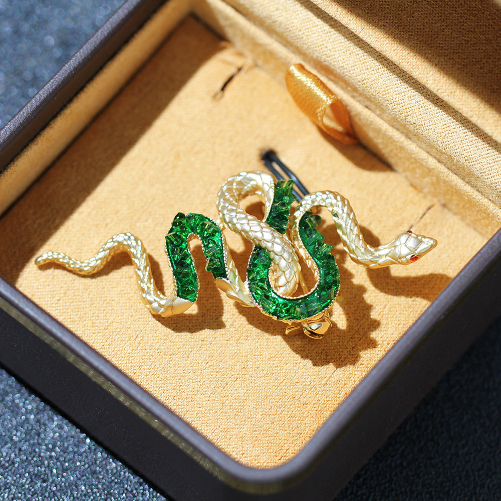 Twin Serpent Crystal Statement Brooch - Green - 1