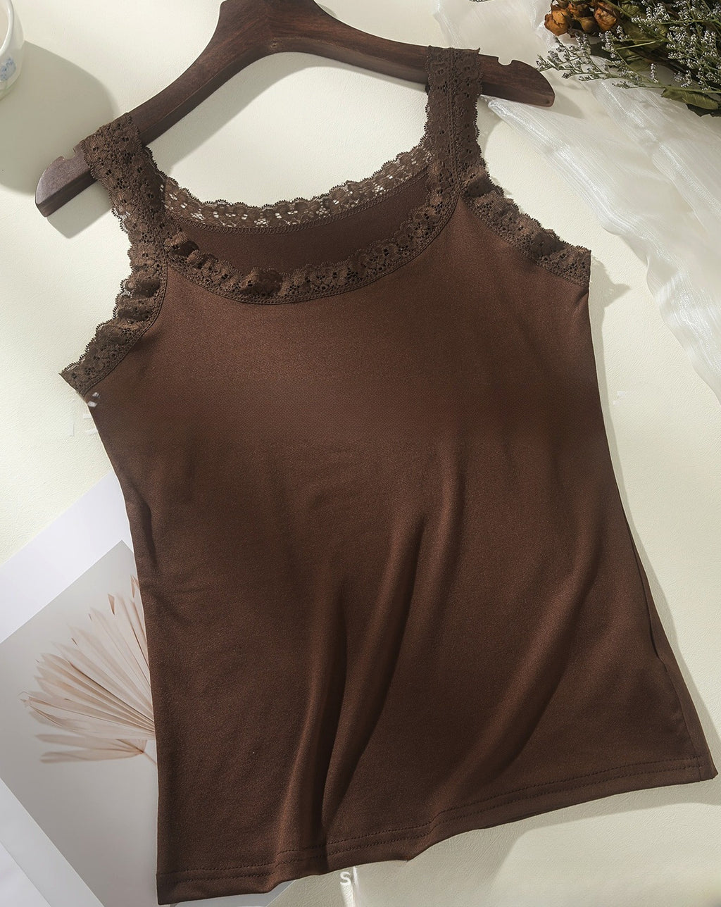 Scalloped Lace Strap Ribbed Tank Top - Coffee
