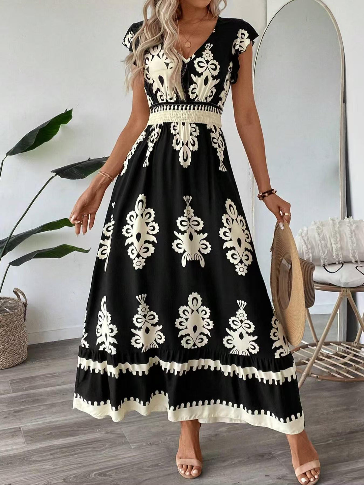 Boho Scroll Print Flutter Sleeve Maxi Dress - Black