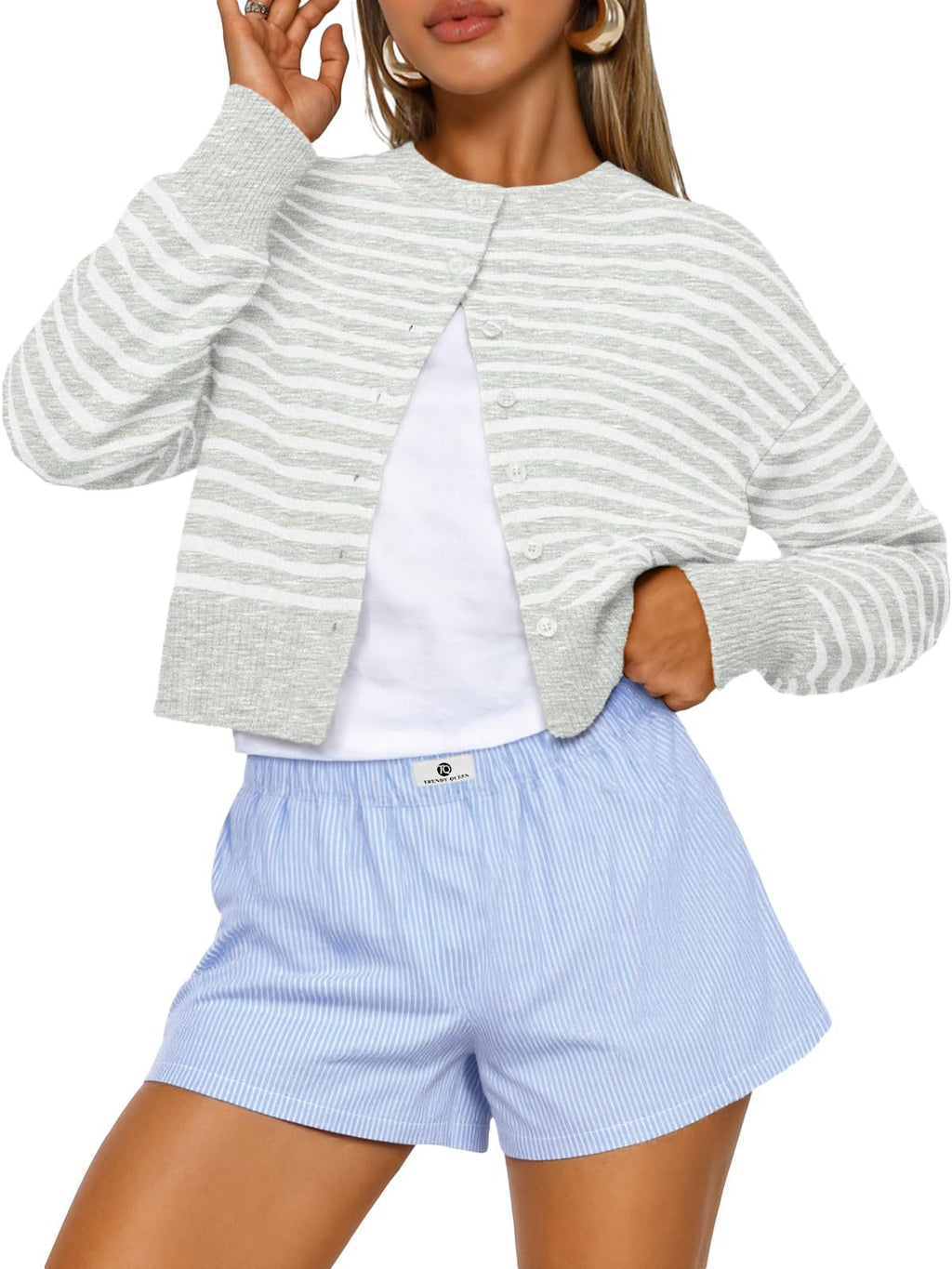 Cropped Button Front Knit Cardigan - Gray01