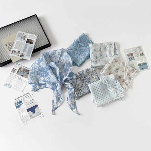Airy Botanical Print Triangle Head Scarf