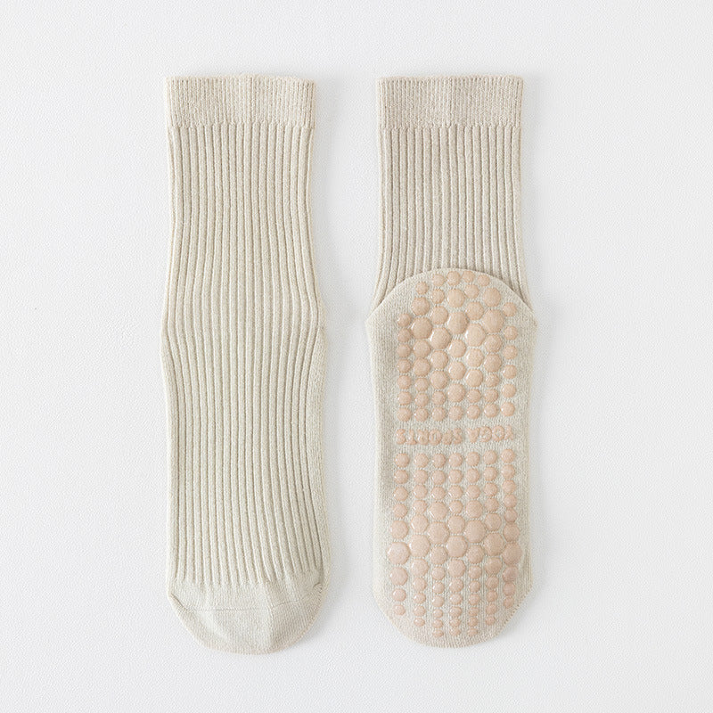 Non Slip Grip Socks in Ribbed Knit - LtGreen