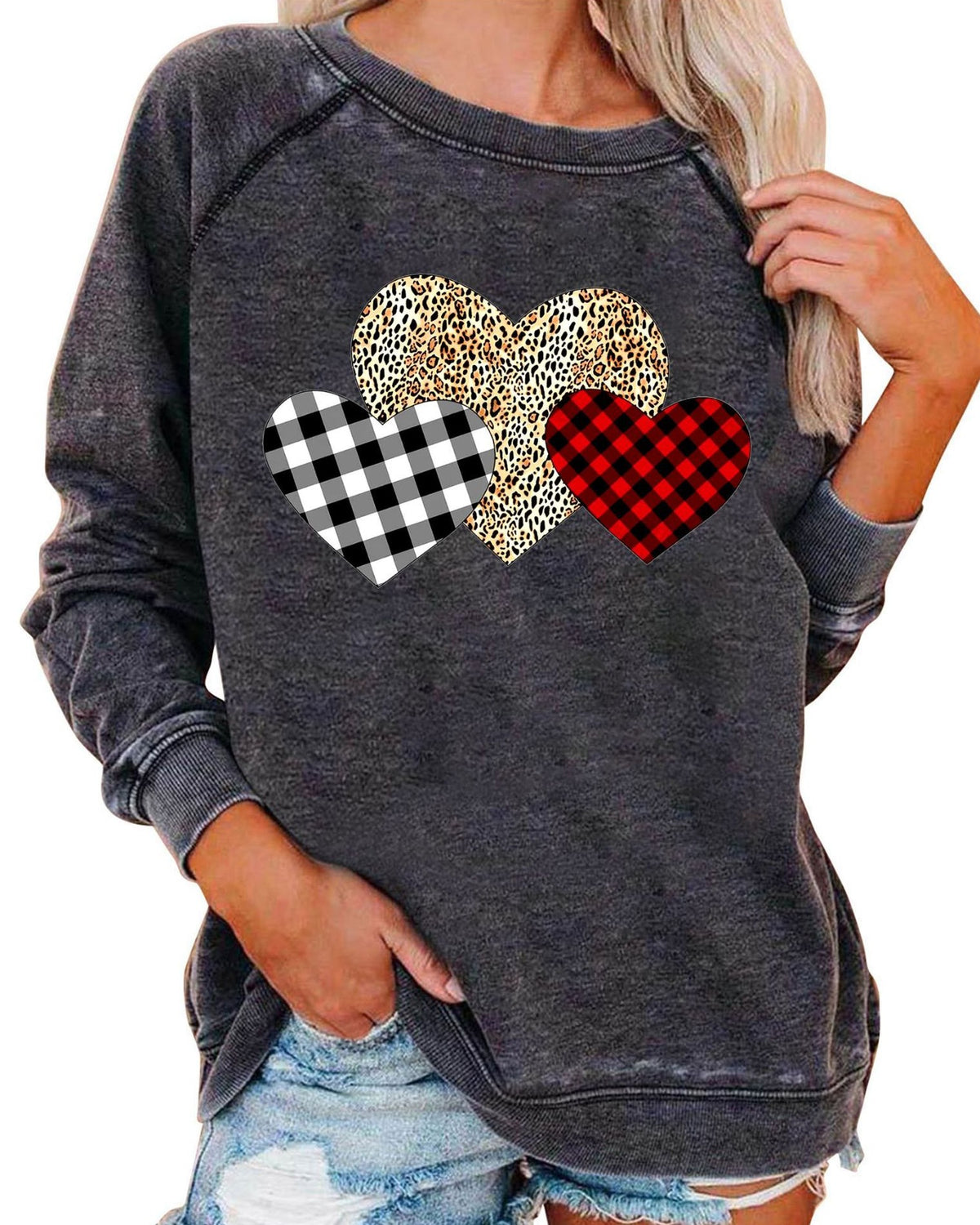 Leopard Plaid Heart Graphic Raglan Sweatshirt - C2