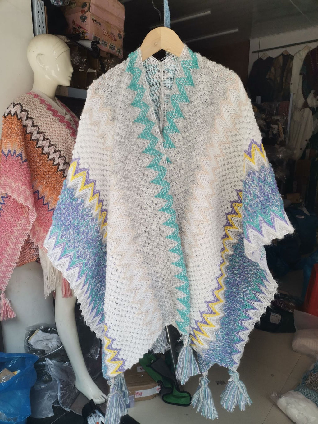 Chevron Knit Tassel Kimono Wrap - NO_18