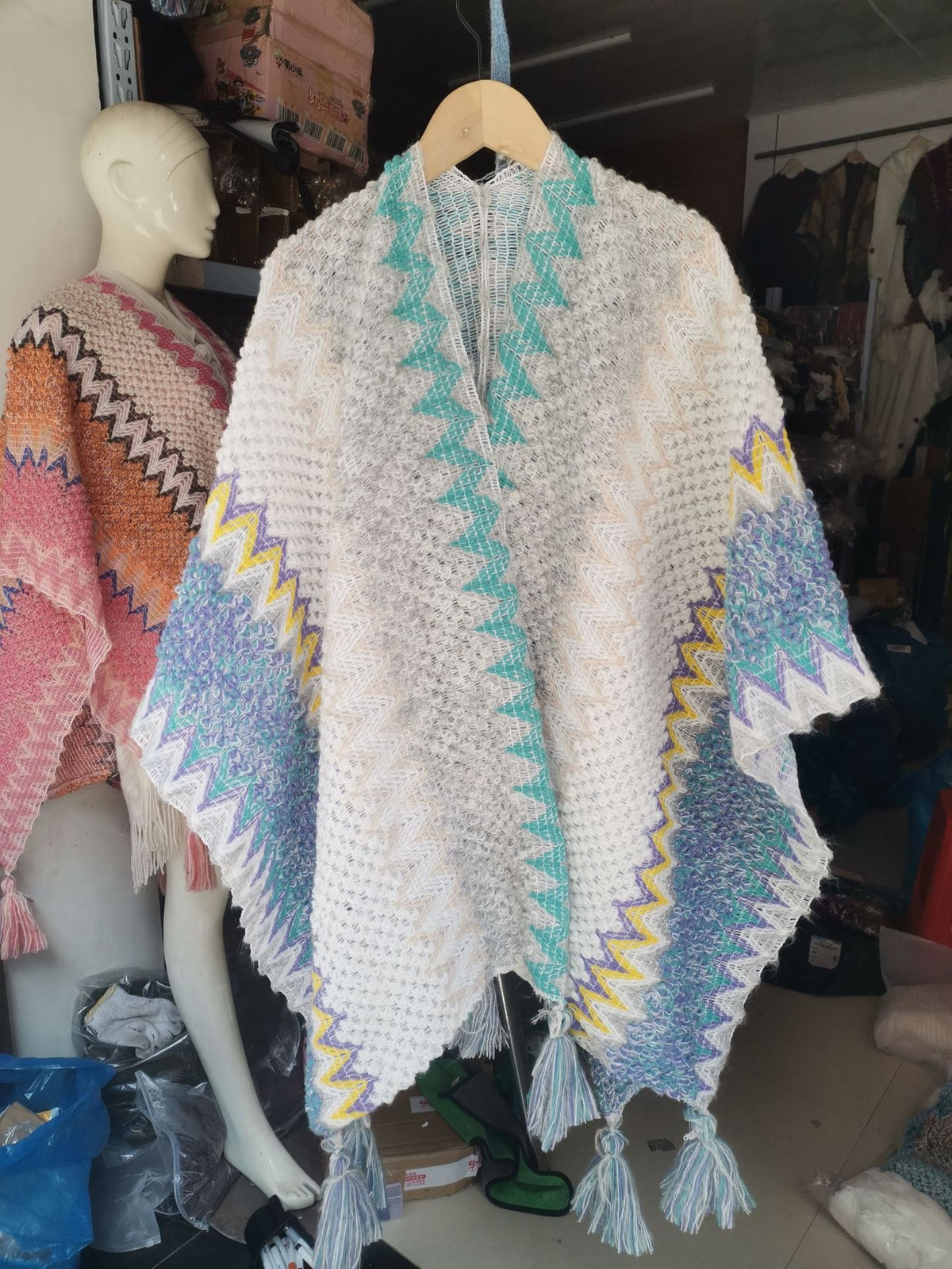 Chevron Knit Tassel Kimono Wrap - NO_18