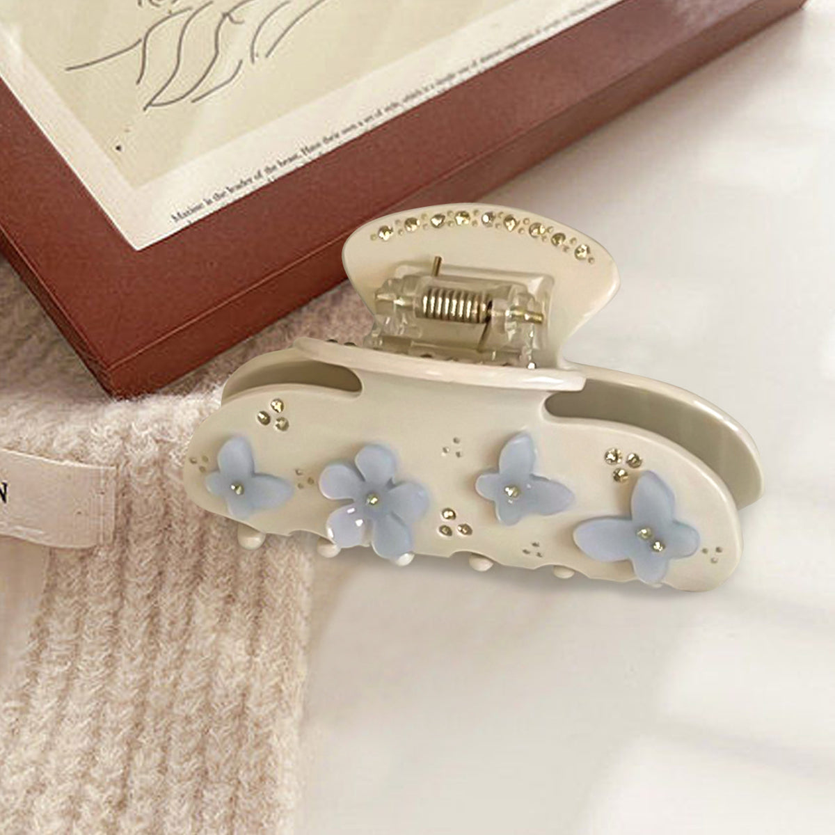 Floral Embellished Acetate Hair Claw Clip - Color_01