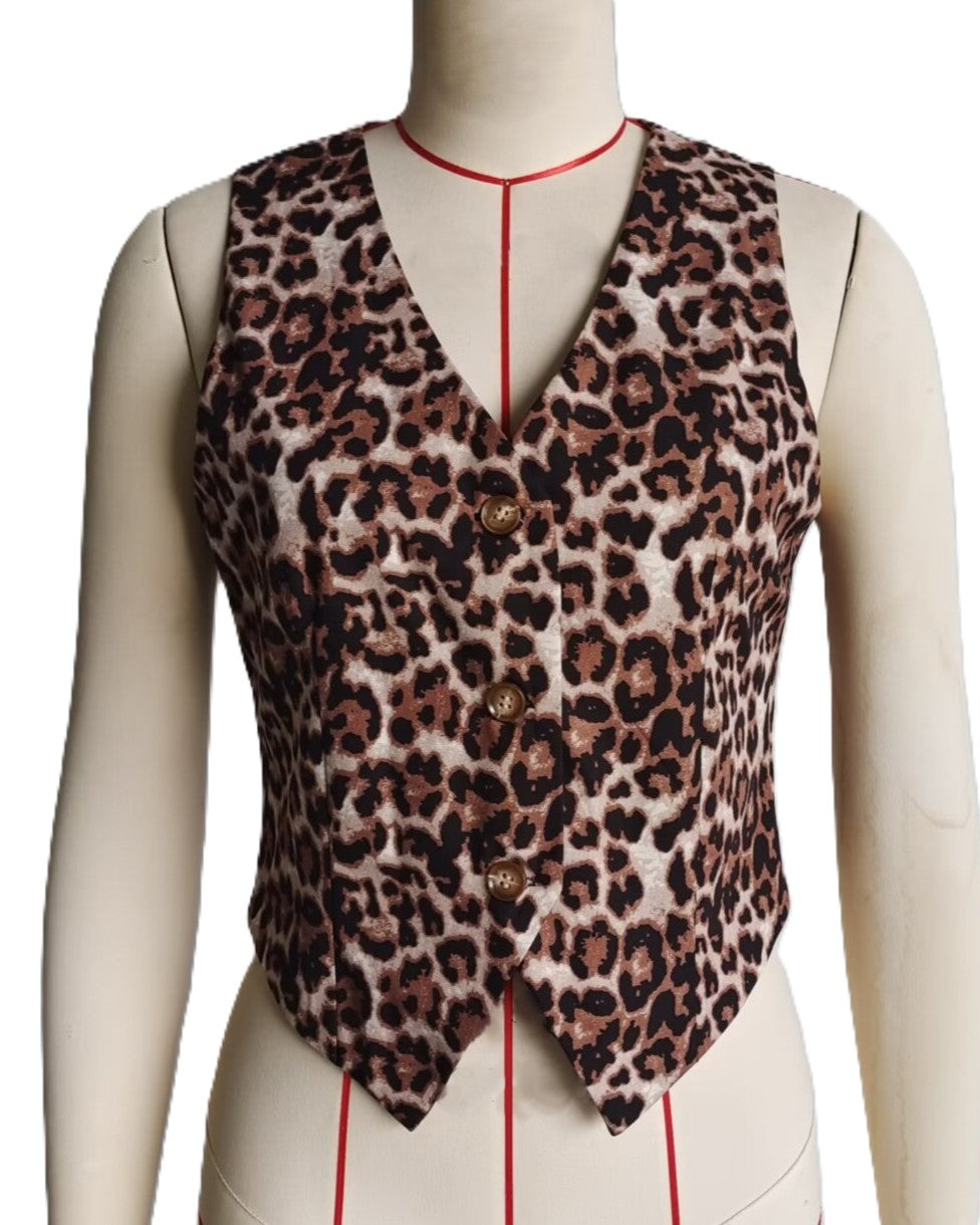 Cropped Leopard Print Button Vest - Decor - 1