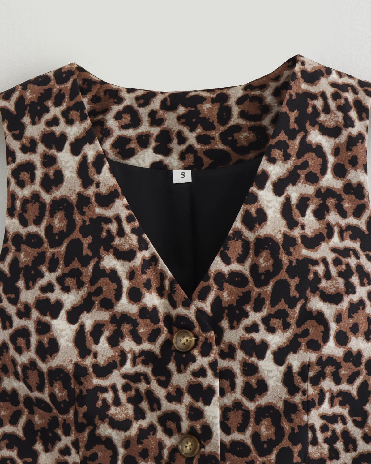 Cropped Leopard Print Button Vest - Decor - 3