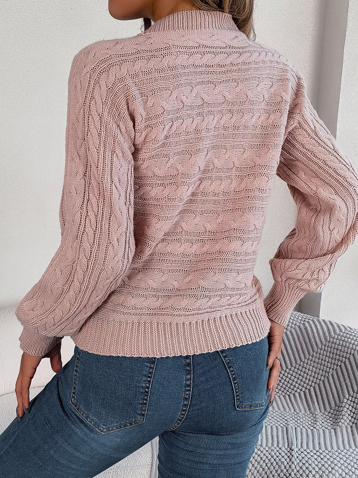 Cable Knit Keyhole Cutout Choker Sweater - Pink - 1