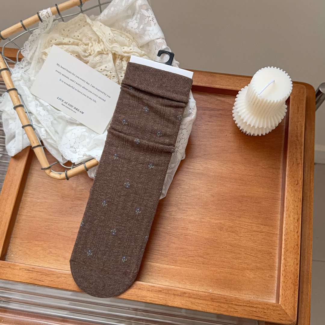 Ditsy Floral Ribbed Slouch Socks - Coffee