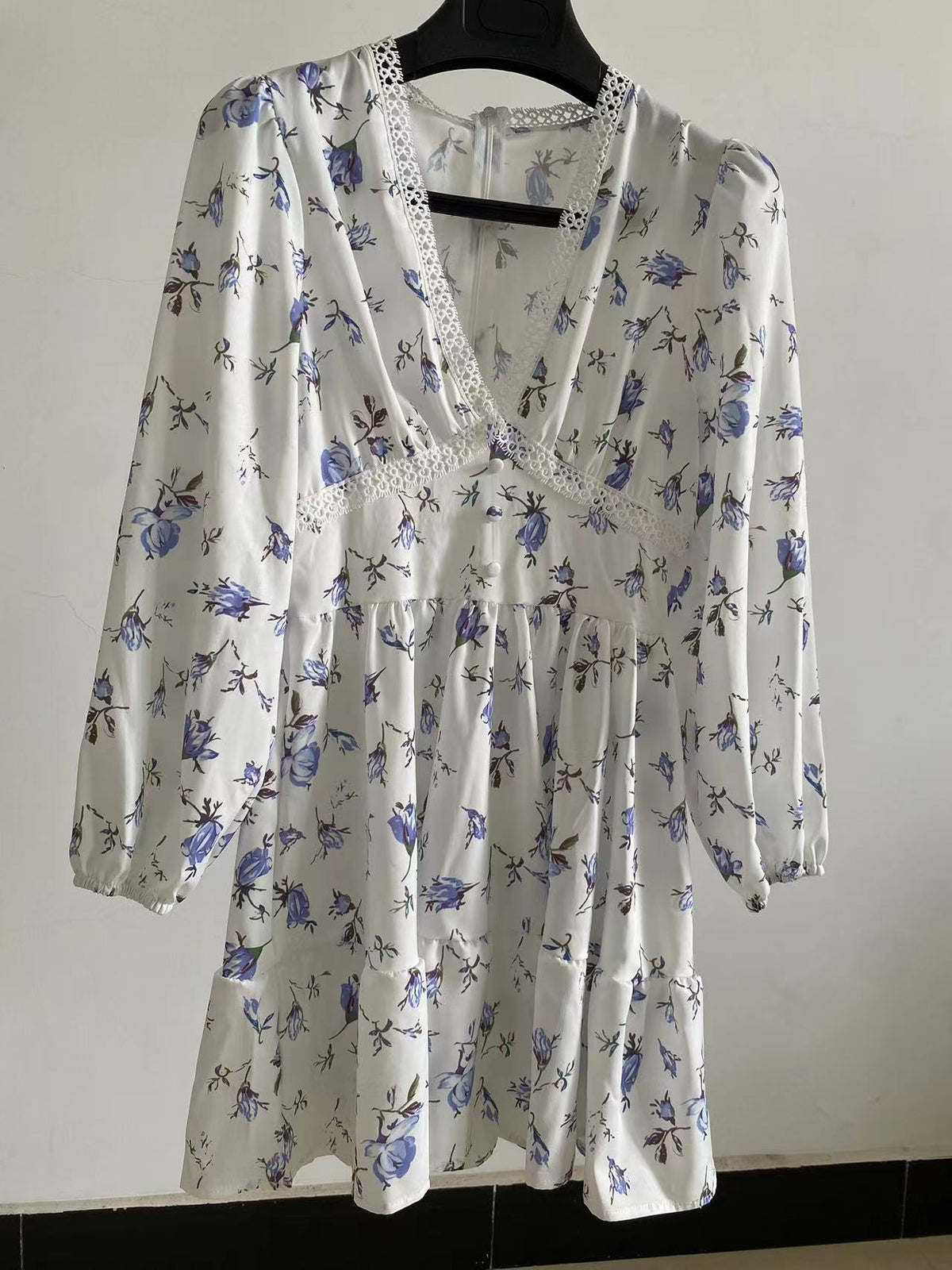 Balloon Sleeve Floral Ruffle Mini Dress - view 2