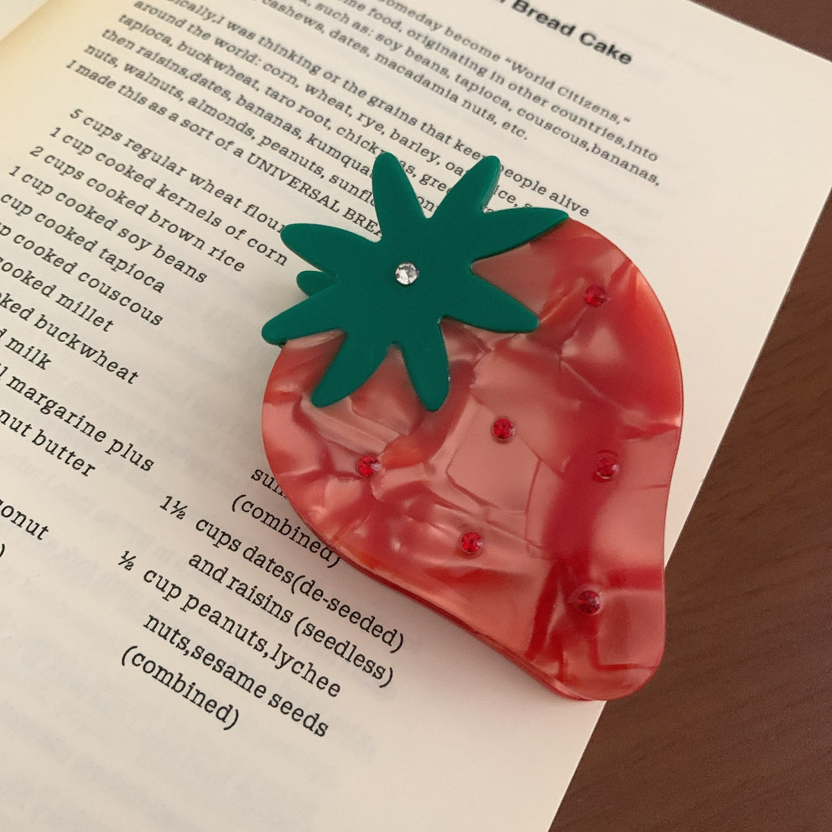 Fruit Shaped Marbled Hair Claw Clip - Strawberry