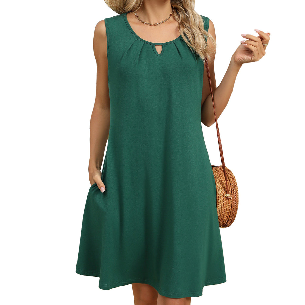 Sleeveless Keyhole Swing Dress With Pockets - green