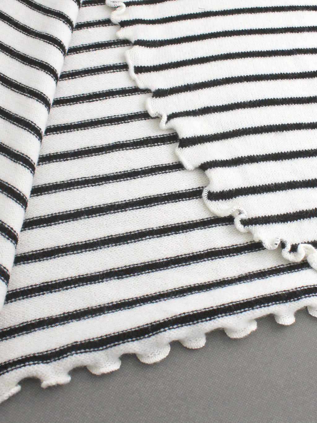 Striped Knit Sweater with Lettuce Hem and Tulip Back - White - 5