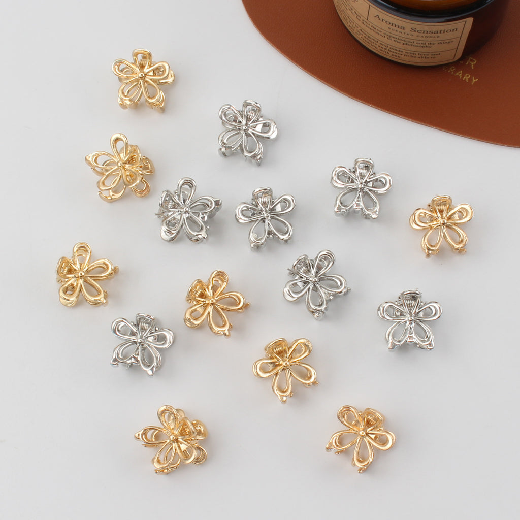Openwork Flower Mini Hair Claw Clip - view 2
