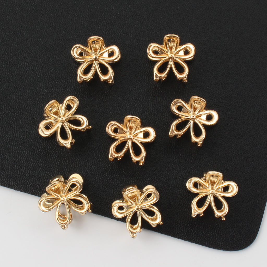 Openwork Flower Mini Hair Claw Clip - view 3