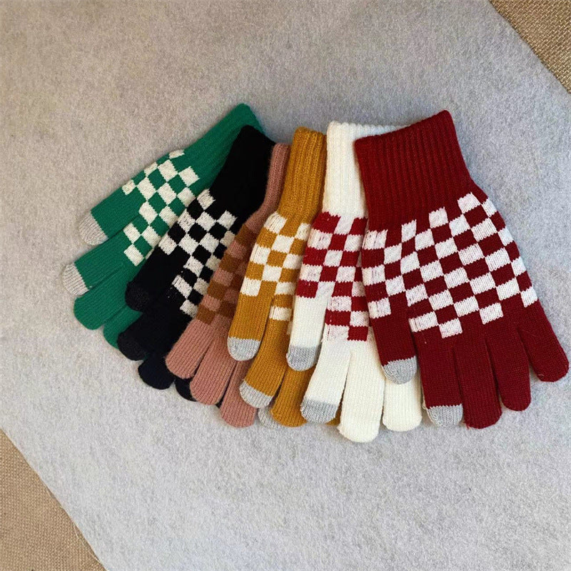 Checker Knit Winter Gloves With Touch Tips - Green