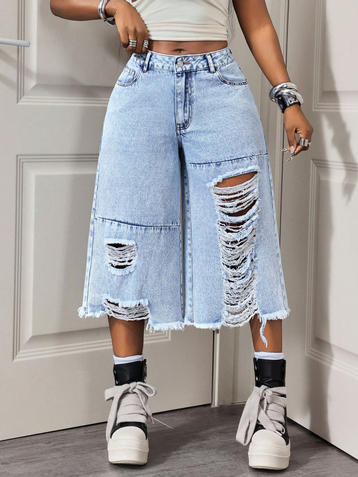 Distressed Wide Leg Denim Bermuda Shorts - Blue - 1