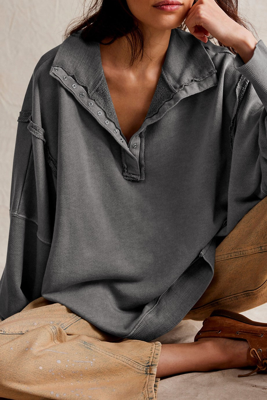 Oversized Collared Sweatshirt With Raw Seams - Gray - 2