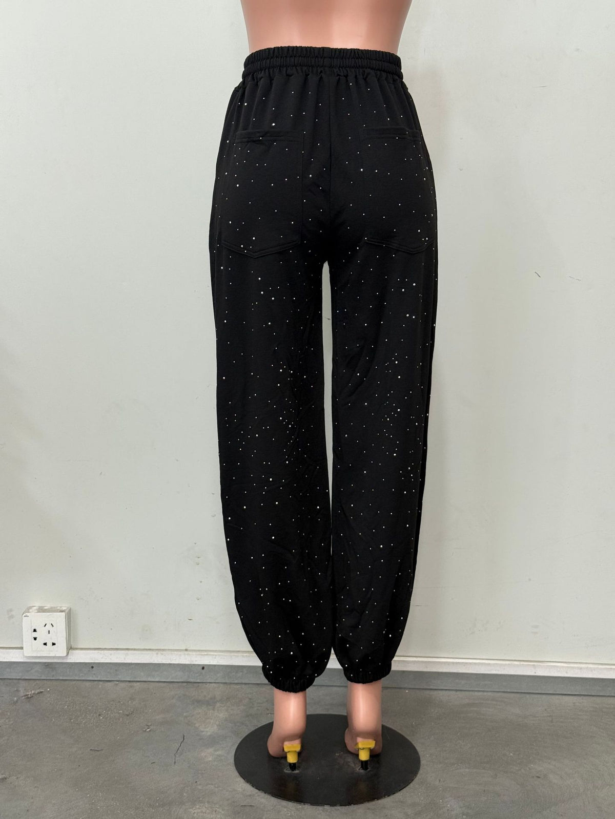 Sparkle Embellished Cuffed Jogger Pants - Black - 2