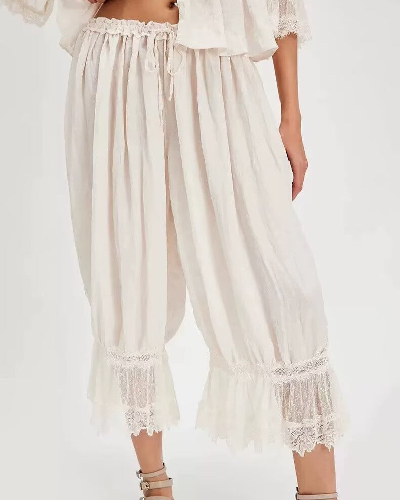Lace Trim Bloomer Pants With Ruffle Waist - White - 2
